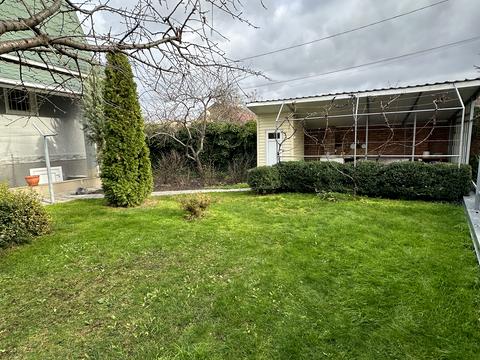 дом по адресу Свято-Покровская ул. (Ленина)