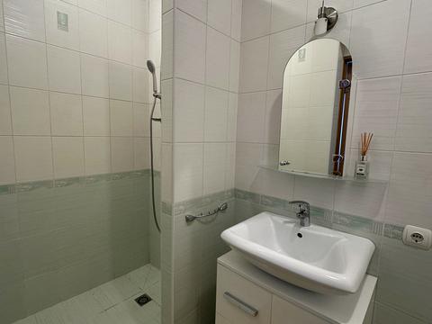 дом по адресу Свято-Покровская ул. (Ленина)