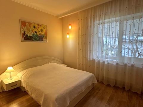 дом по адресу Свято-Покровская ул. (Ленина)