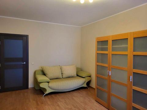 квартира за адресою Раїси Окіпної вул., 10