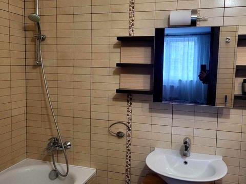 квартира за адресою Раїси Окіпної вул., 10