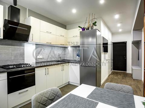 квартира за адресою Велика Васильківська вул. (Червоноармійська), 51