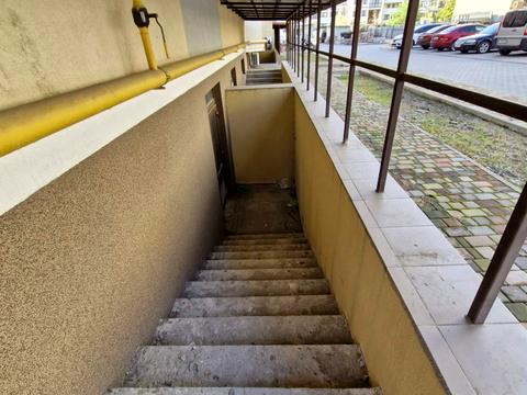 комерційна за адресою Надії пров., 3-A