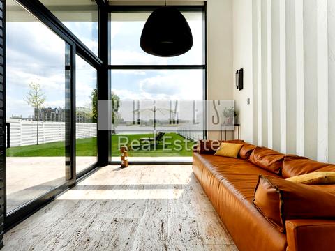 дом по адресу Вишнёвая ул.