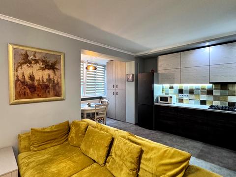 квартира за адресою Соборна вул. (), 10-Д