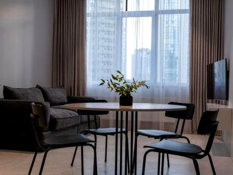 квартира за адресою Андрія Верхогляда вул. (Михайла Драгомирова), 14-А