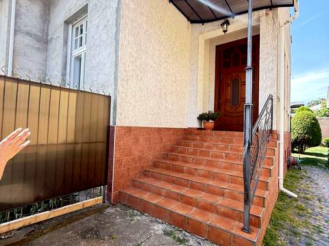 дом по адресу Михайла Грушевського ул.