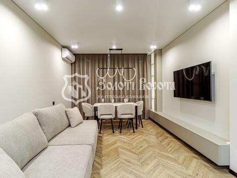 квартира за адресою Родини Крістерів вул., 14