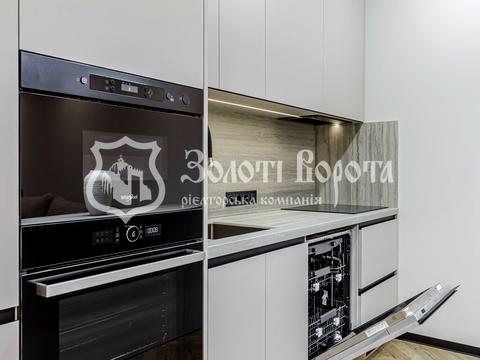 квартира за адресою Родини Крістерів вул., 14