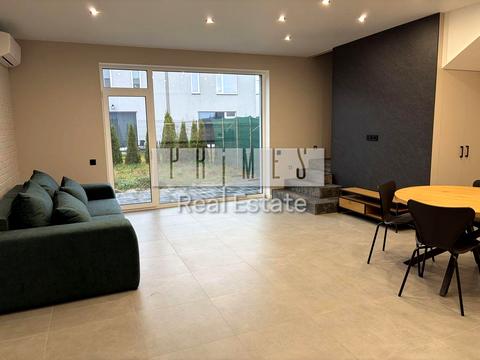 будинок за адресою Свято-Покровська вул. (Леніна)