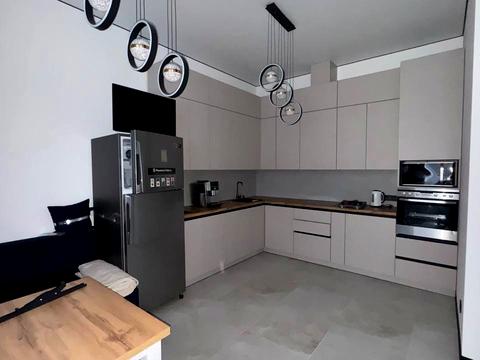 квартира за адресою Залізнична вул., 9А