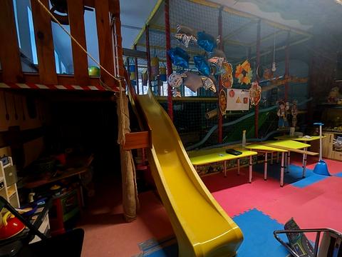 комерційна за адресою Моніторна вул., 5к