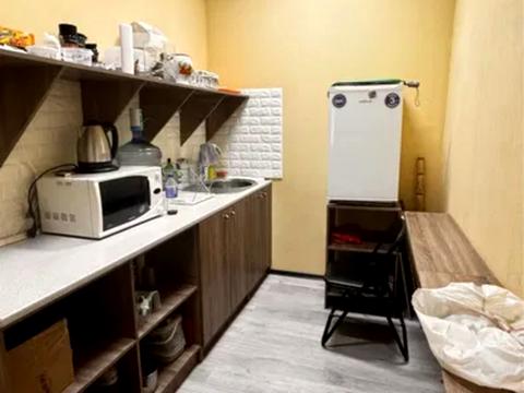 комерційна за адресою Моніторна вул., 5к