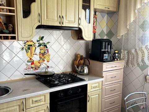 квартира за адресою Захисників України вул., 32