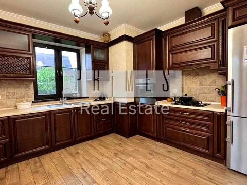 будинок за адресою Миру вул.