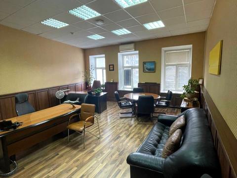 комерційна за адресою Фролівська вул., 1/6