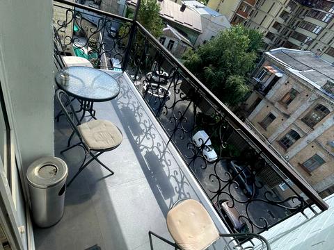 комерційна за адресою Фролівська вул., 1/6