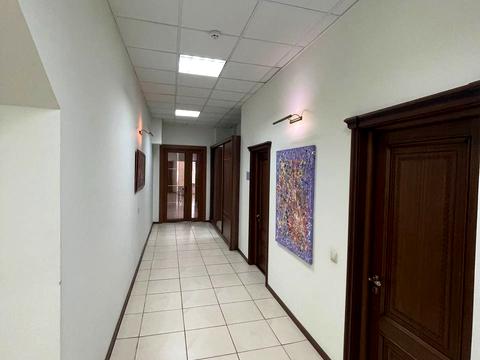 комерційна за адресою Фролівська вул., 1/6