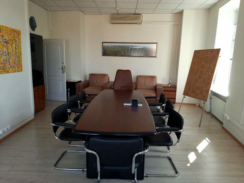 комерційна за адресою Фролівська вул., 1/6