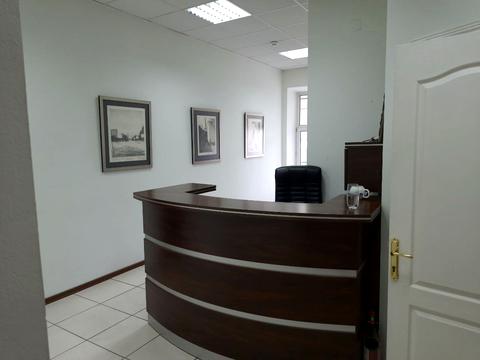 комерційна за адресою Фролівська вул., 1/6