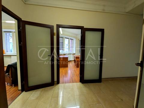 комерційна за адресою Володимира Івасюка просп. (Героїв Сталінграду), 4