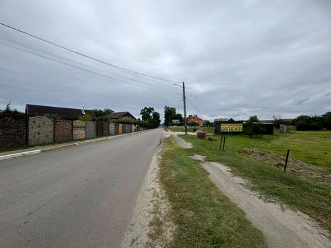 ділянка за адресою Центральна вул., 42