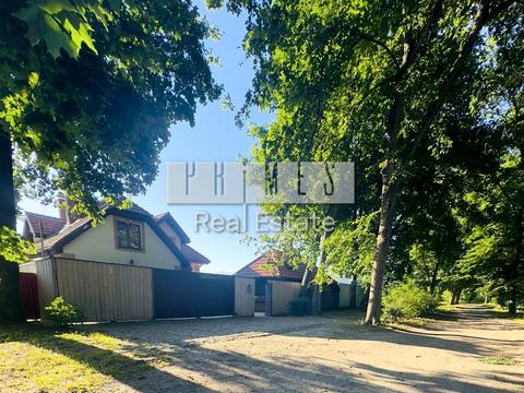 будинок за адресою Центральна