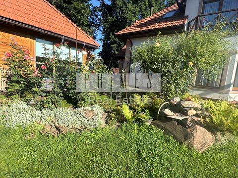 будинок за адресою Центральна