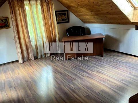 будинок за адресою Центральна