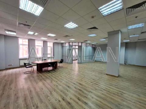 коммерческая по адресу Верхній Вал ул., 4