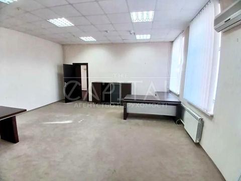 комерційна за адресою Івана Мазепи вул. (Січневого Повстання), 10