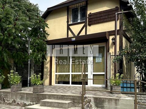 будинок за адресою Центральна