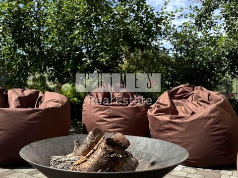 будинок за адресою Центральна