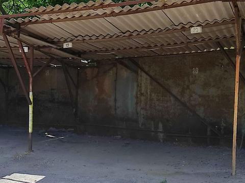 паркомісце за адресою Владислава Бувалкіна вул. (Бочарова Генерала), 53