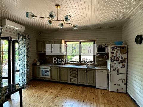 дом по адресу Центральна