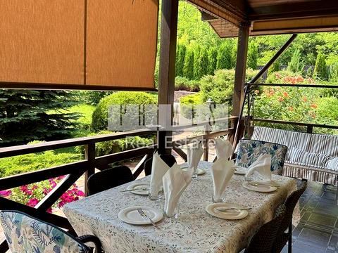 дом по адресу Центральна