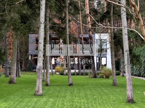 будинок за адресою Василя Лісового вул.