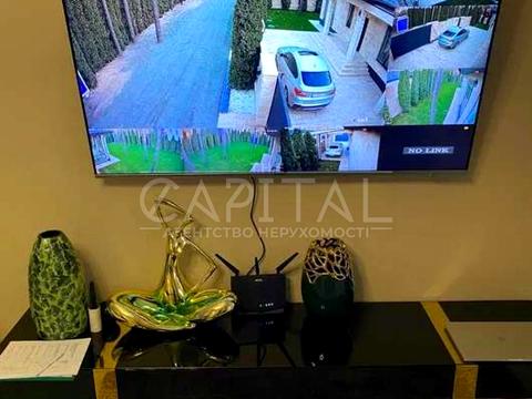 будинок за адресою Хутірська вул., 1