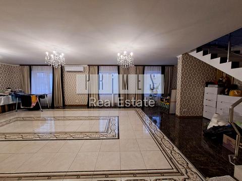 будинок за адресою Квітнева вул.