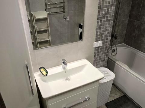 квартира за адресою Київ, Юлії Здановської вул. (Ломоносова), 46/1