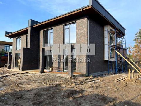 будинок за адресою Вишнева вул.