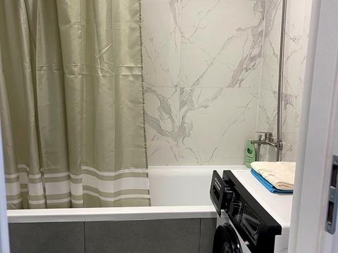 квартира за адресою Героїв Небесної Сотні просп., 16/10