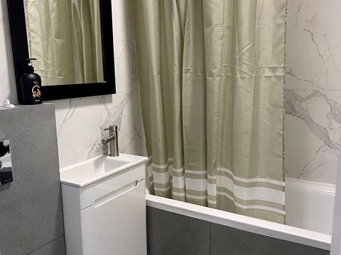 квартира за адресою Героїв Небесної Сотні просп., 16/10