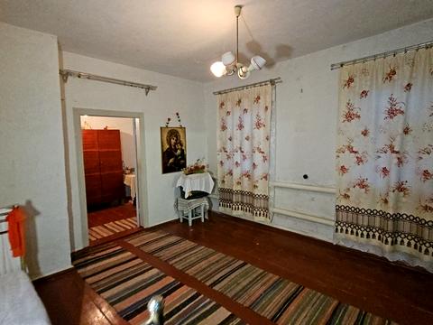 дом по адресу Зоряна