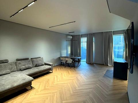 дом по адресу Киев, Піддубна, 9