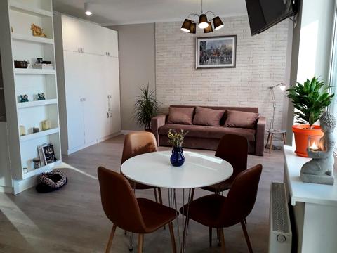 квартира за адресою Драгоманова вул., 38-А