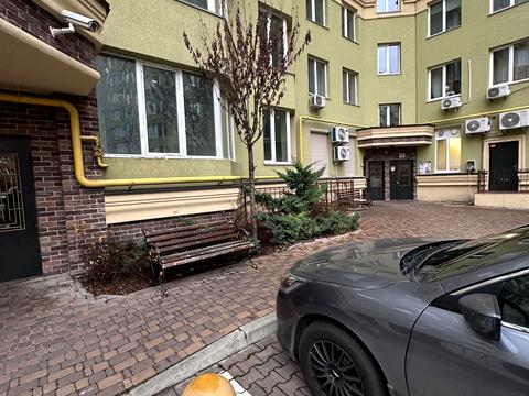 квартира за адресою Зелена вул., 12