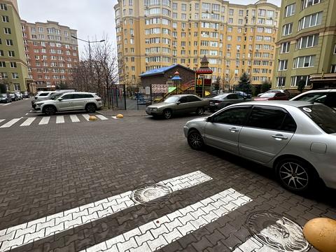 квартира за адресою Зелена вул., 12