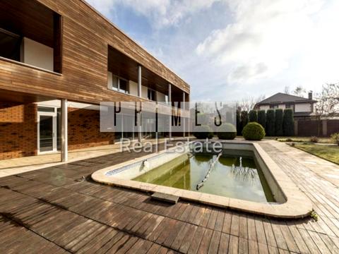 будинок за адресою Каштанова вул.