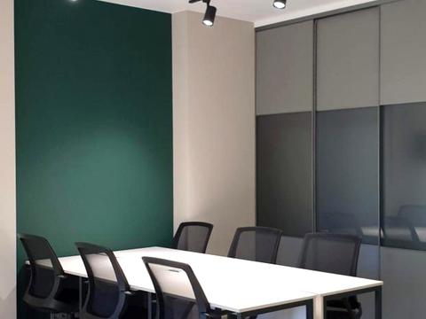 коммерческая по адресу Жилянская ул., 68